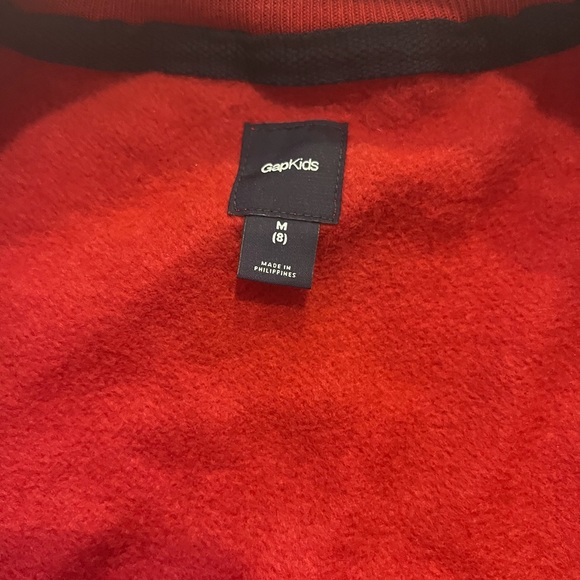 Gap red zipper sweatshirt size 8 kids. - Picture 5 of 5